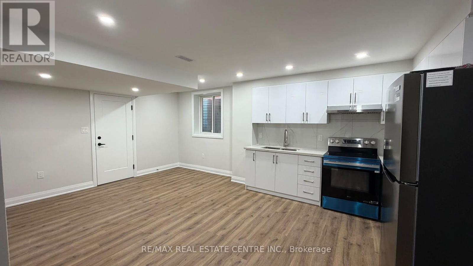 18 Gladmary Drive Property Photo 12