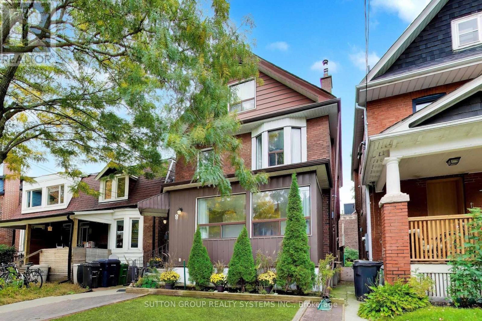 8 Alhambra Avenue Property Photo 3