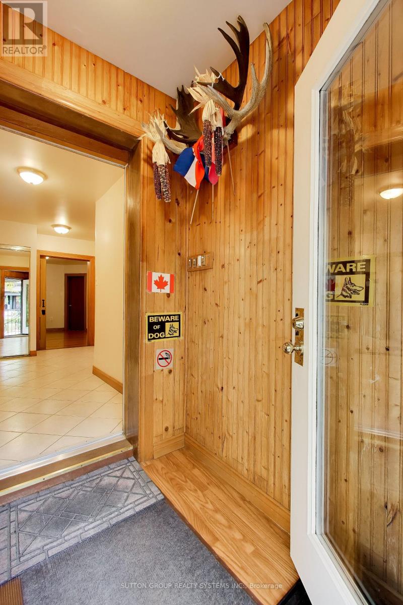 8 Alhambra Avenue Property Photo 5