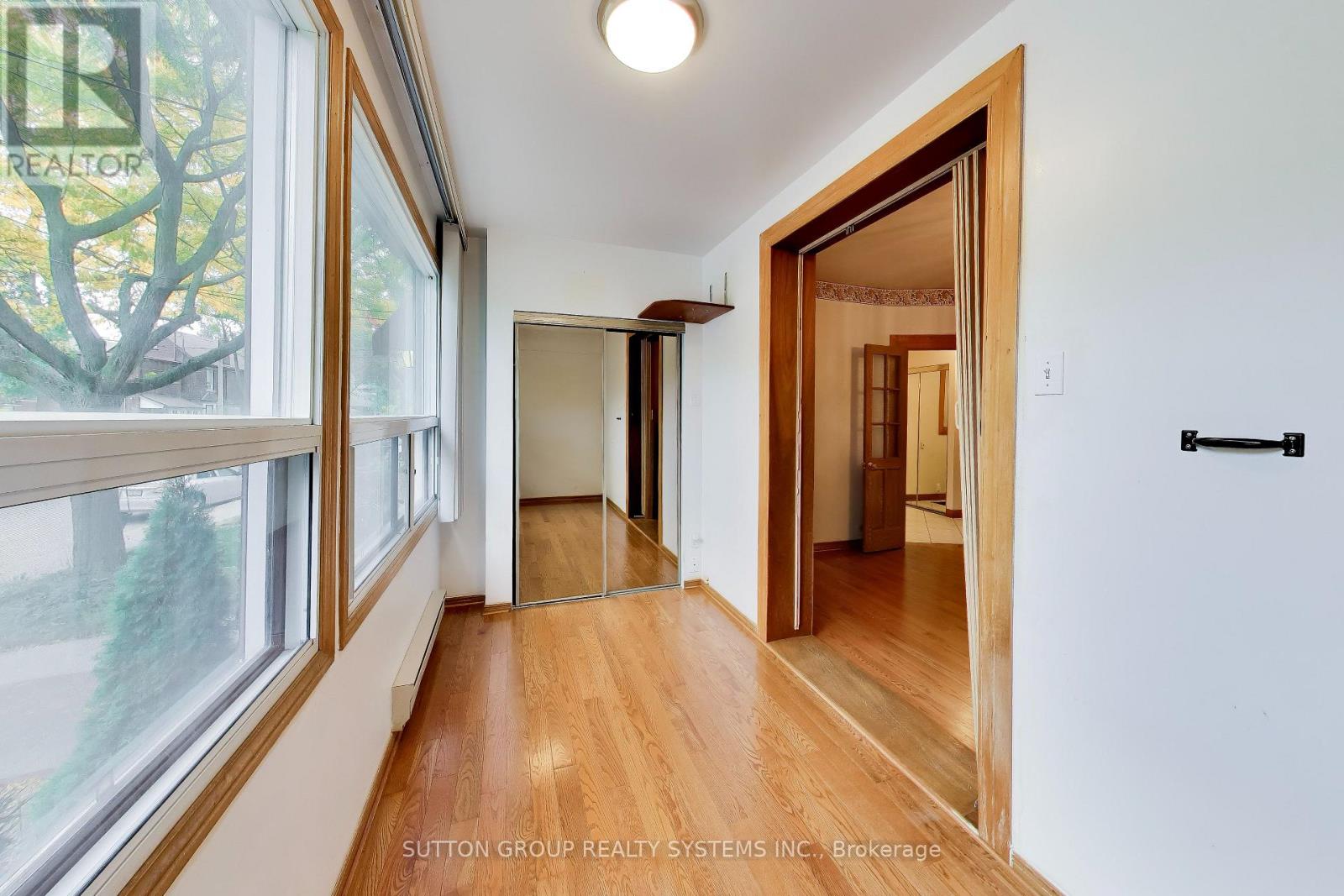 8 Alhambra Avenue Property Photo 12