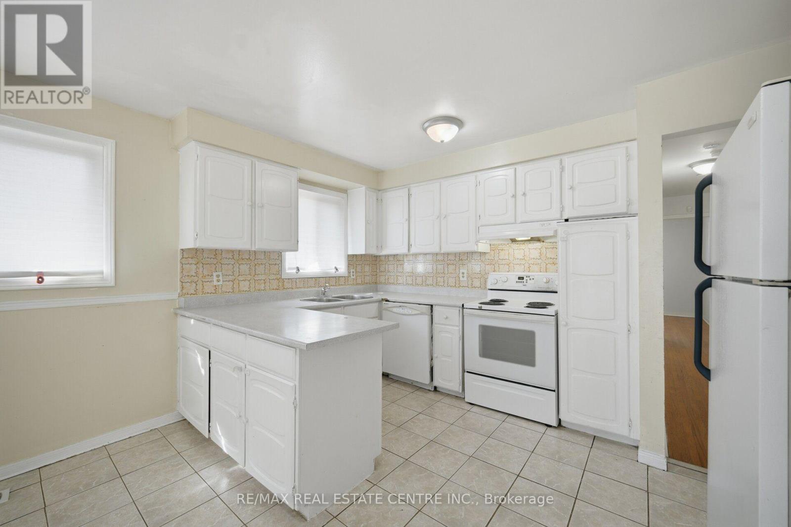 10 Major Oaks Drive Property Photo 16
