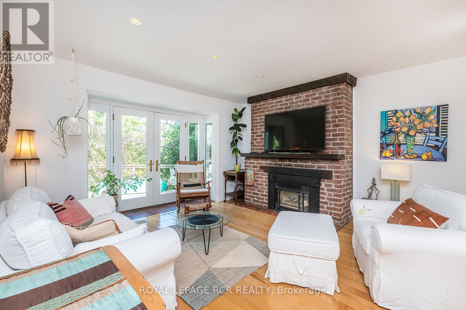 114 Kennedy Road Property Photo 10