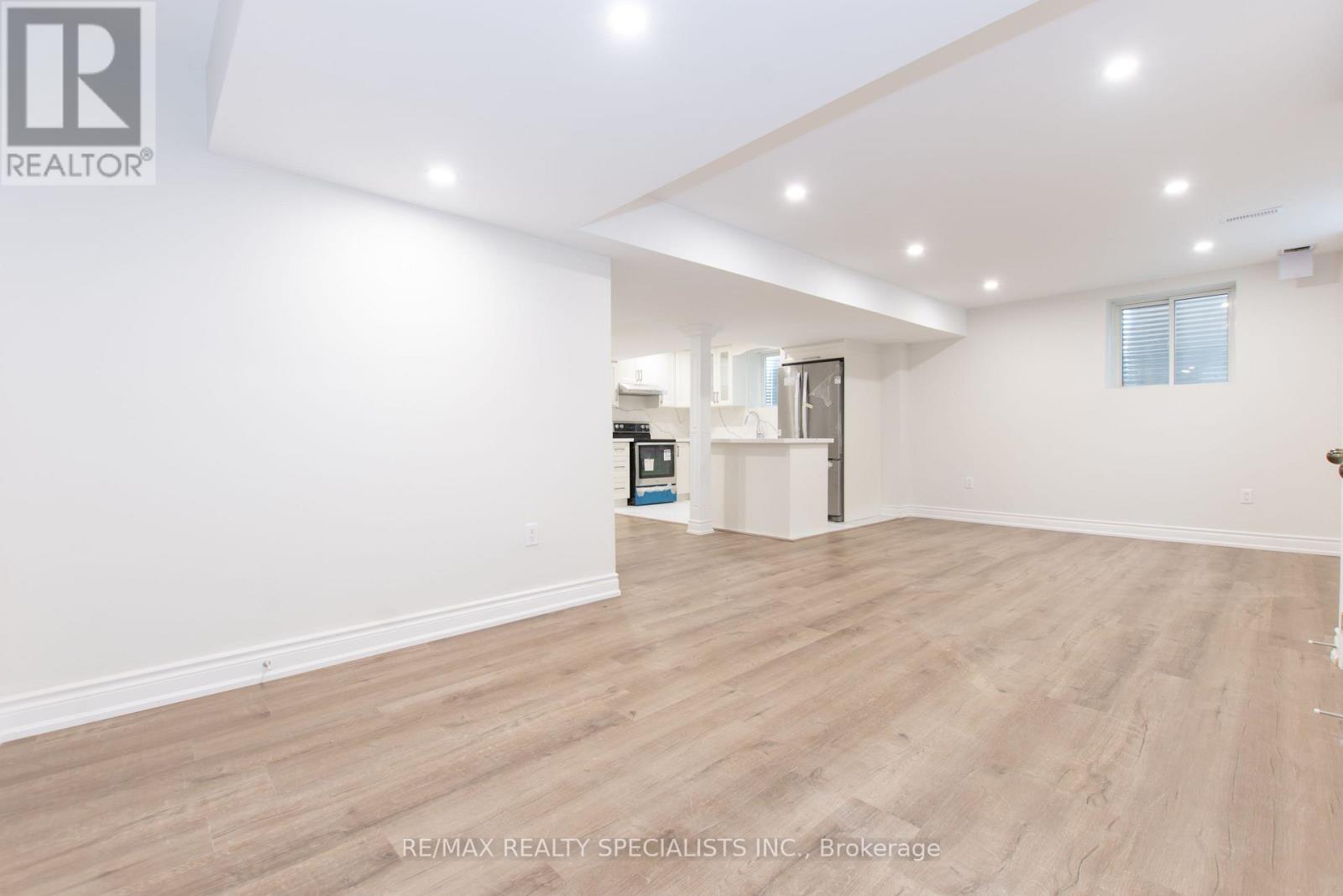 Bsmt - 1563 Doran Crescent Property Photo 2
