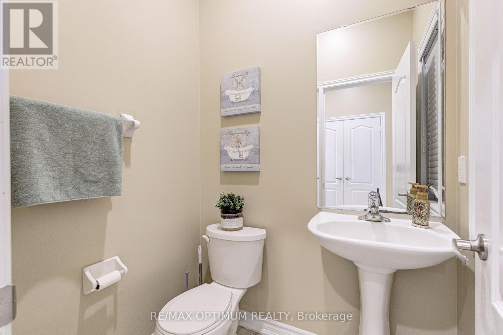 17 Elmcrest Drive Property Photo 22