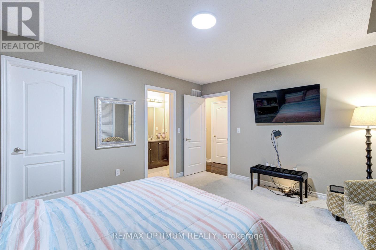 17 Elmcrest Drive Property Photo 39
