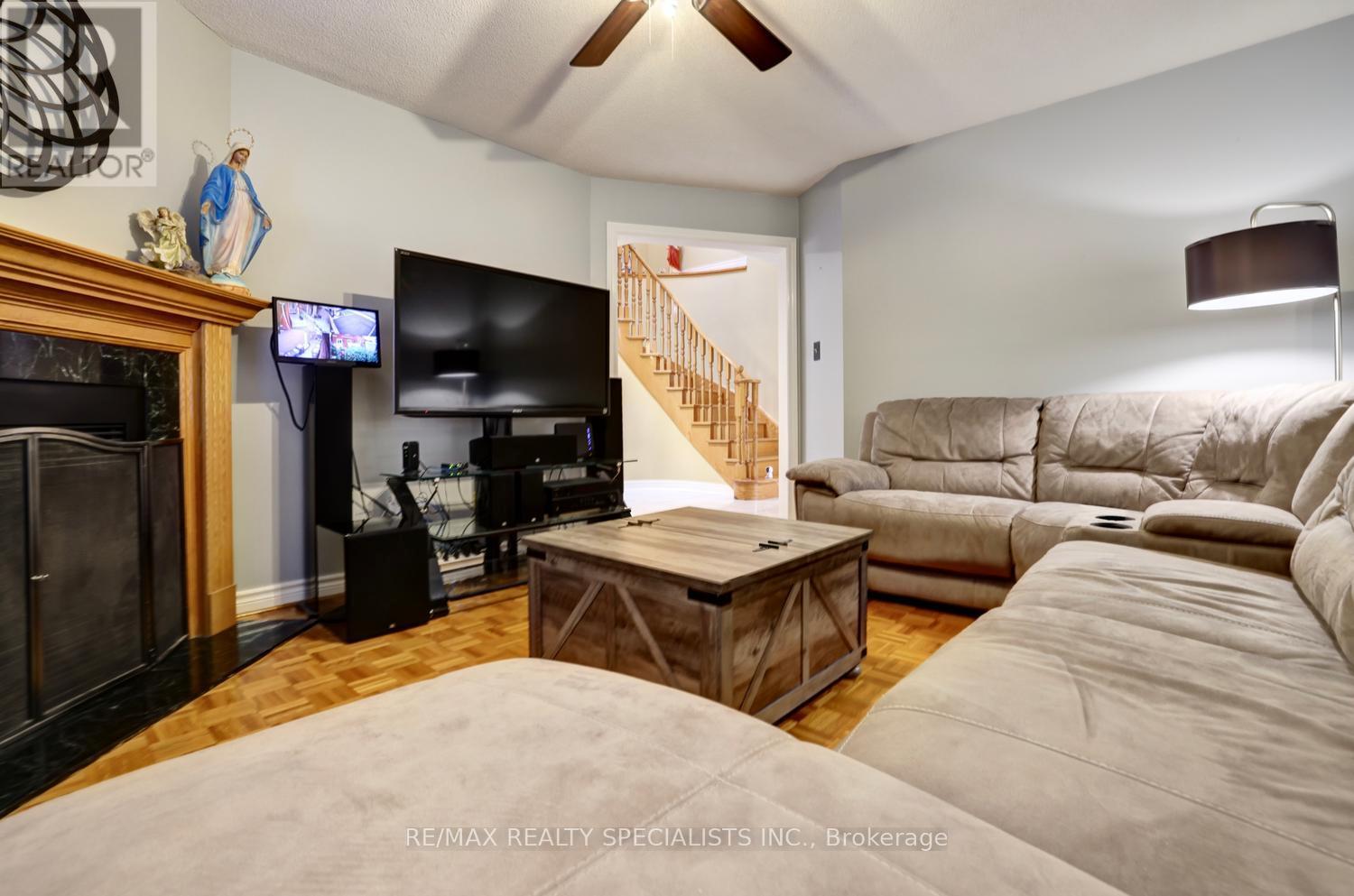 4464 Weeping Willow Drive Property Photo 16