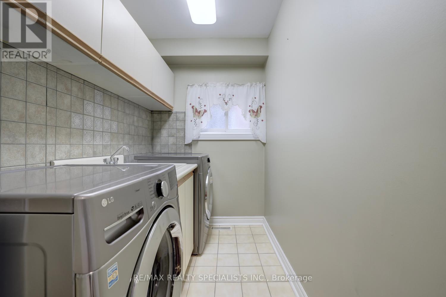 4464 Weeping Willow Drive Property Photo 19