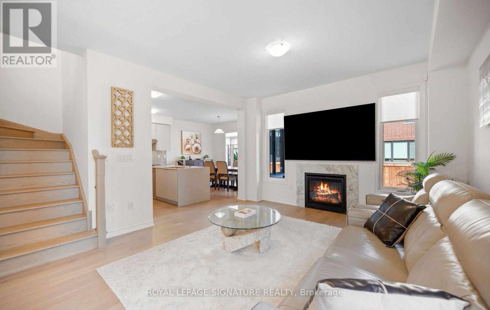 466 Thornborrow Court Property Photo 6