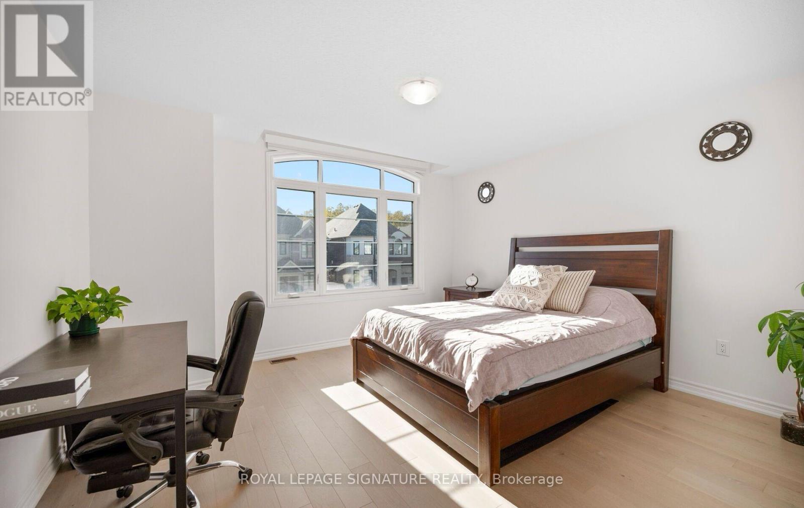 466 Thornborrow Court Property Photo 19
