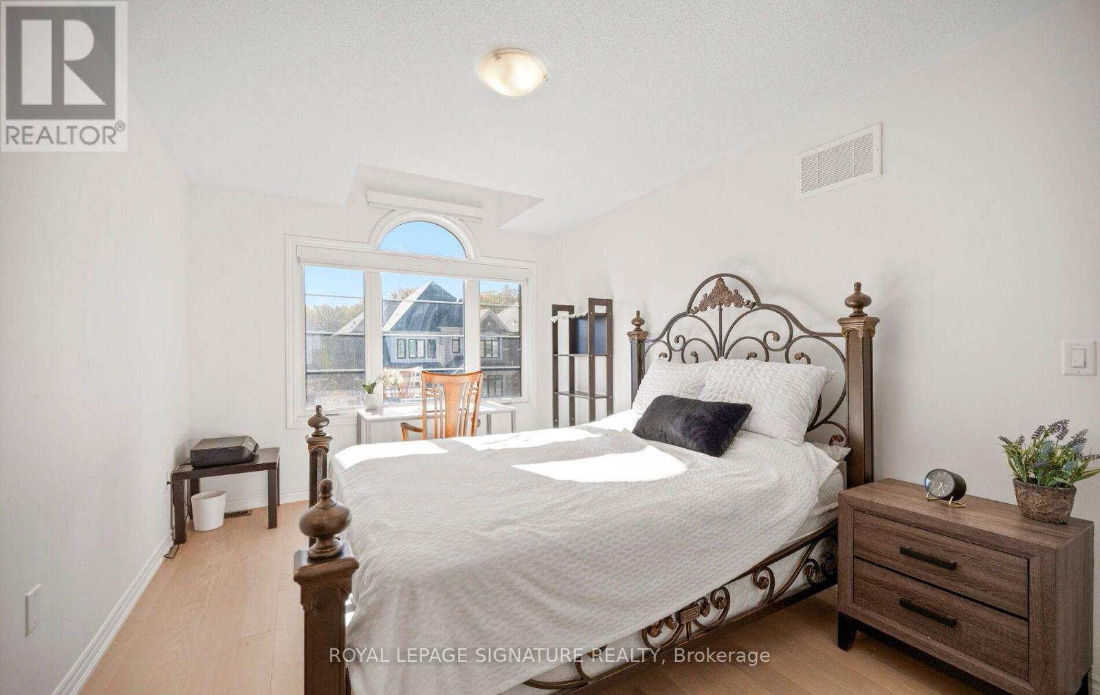 466 Thornborrow Court Property Photo 21
