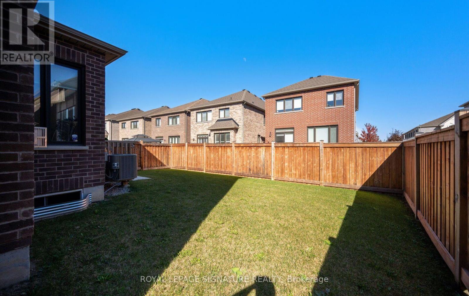466 Thornborrow Court Property Photo 28