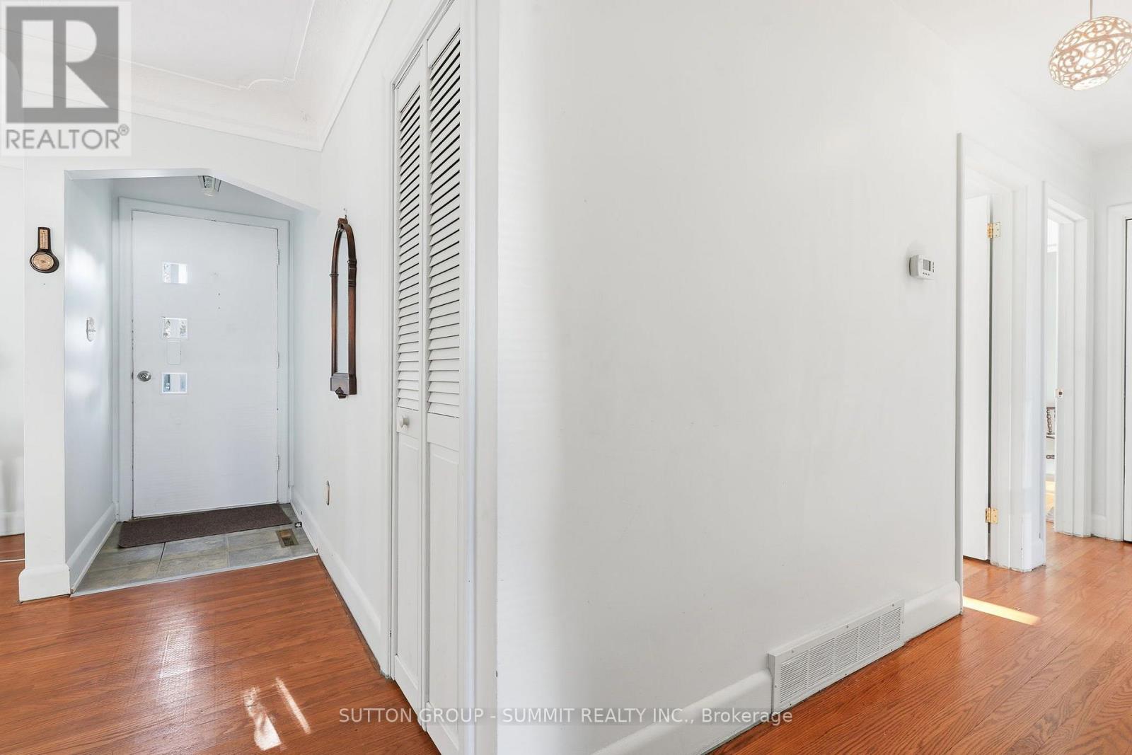 2117 Maplewood Drive Property Photo 23