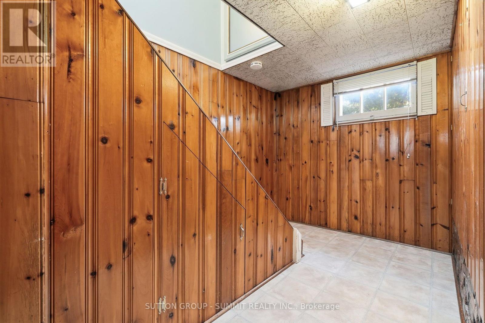 2117 Maplewood Drive Property Photo 31