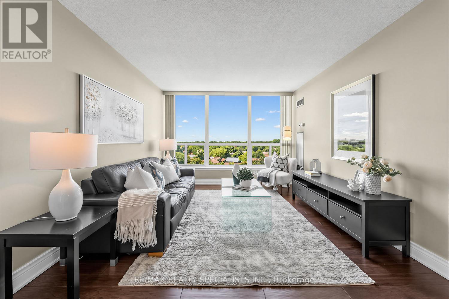 1006 - 10 LAURELCREST STREET Property Photo 1