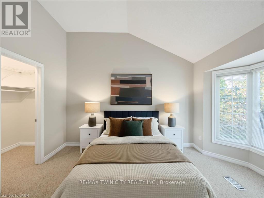 105 - 3480 Upper Middle Road Property Photo 21