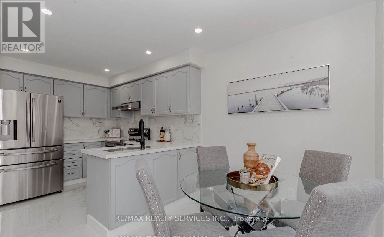 86 Heartleaf Crescent Property Photo 8