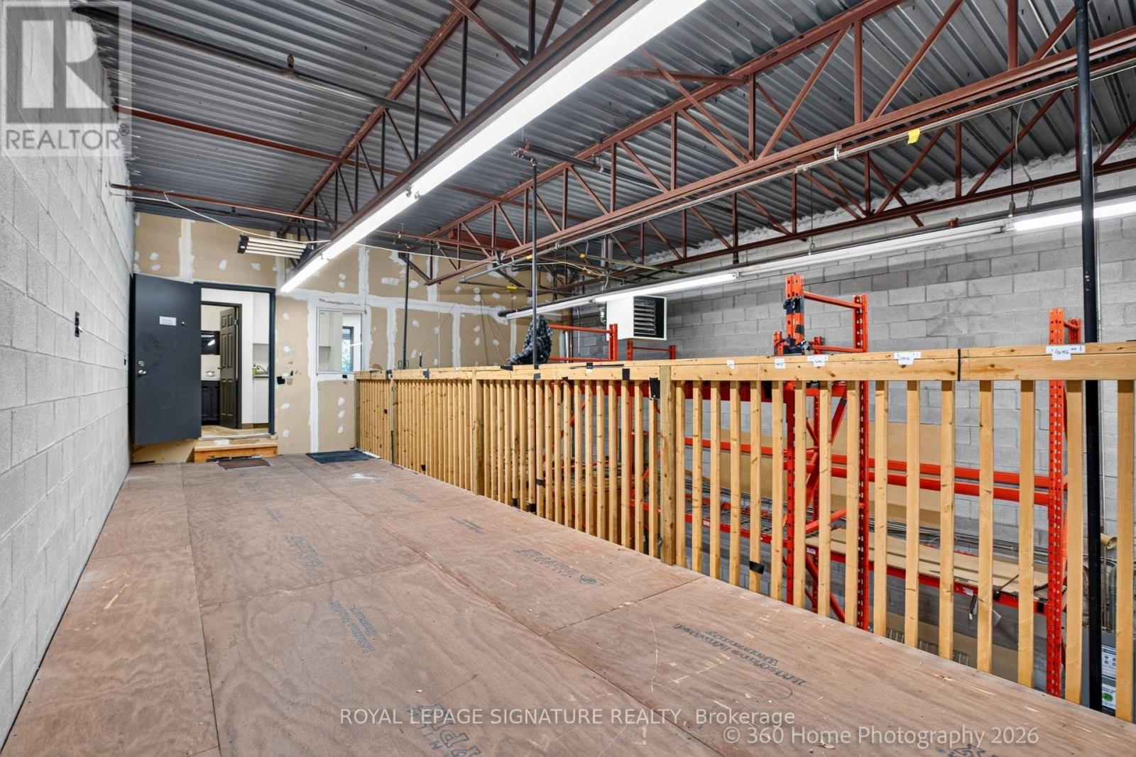 9 - 130 Industry Street Property Photo 24