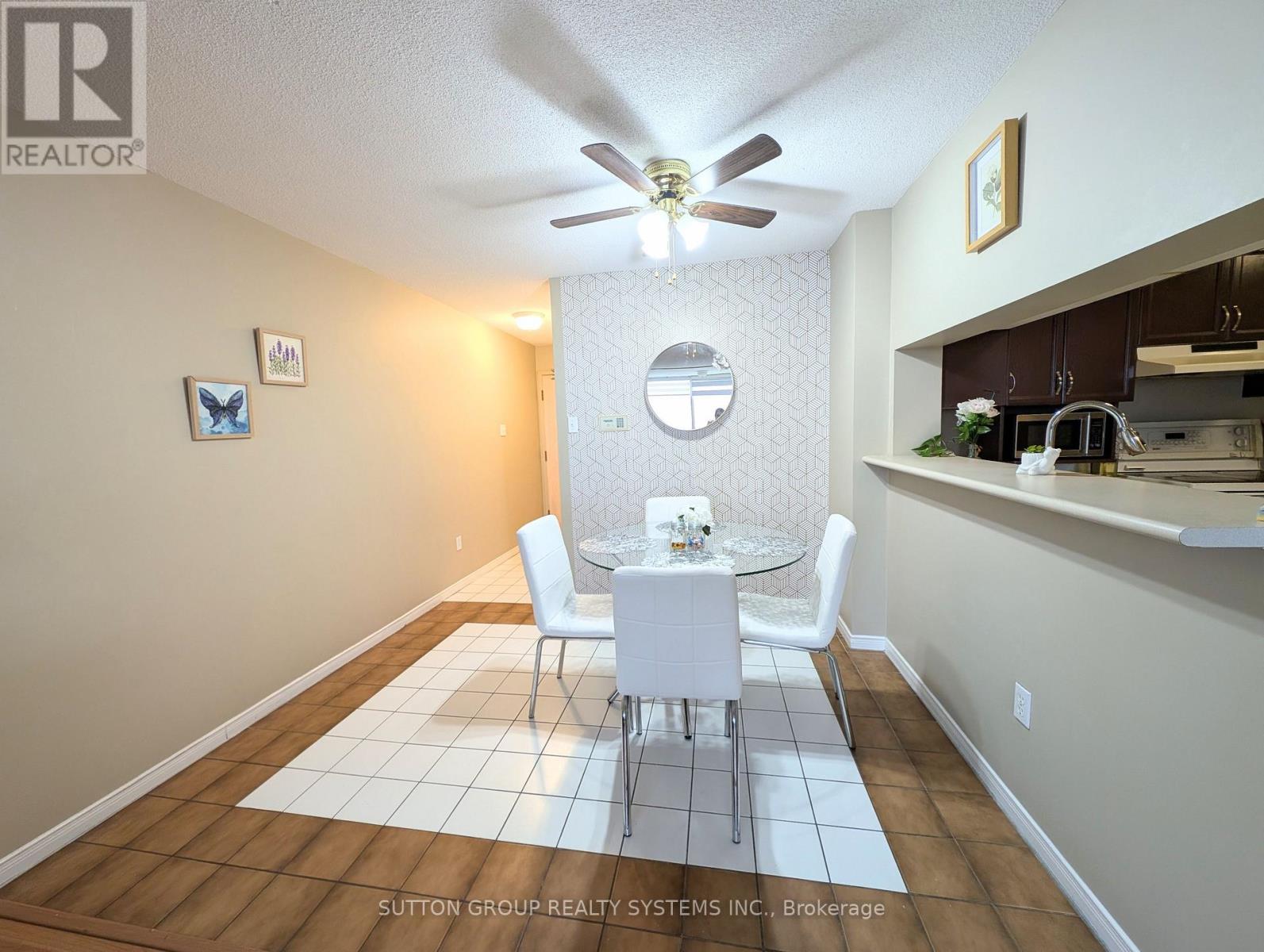 2201 - 400 Webb Drive Property Photo 5