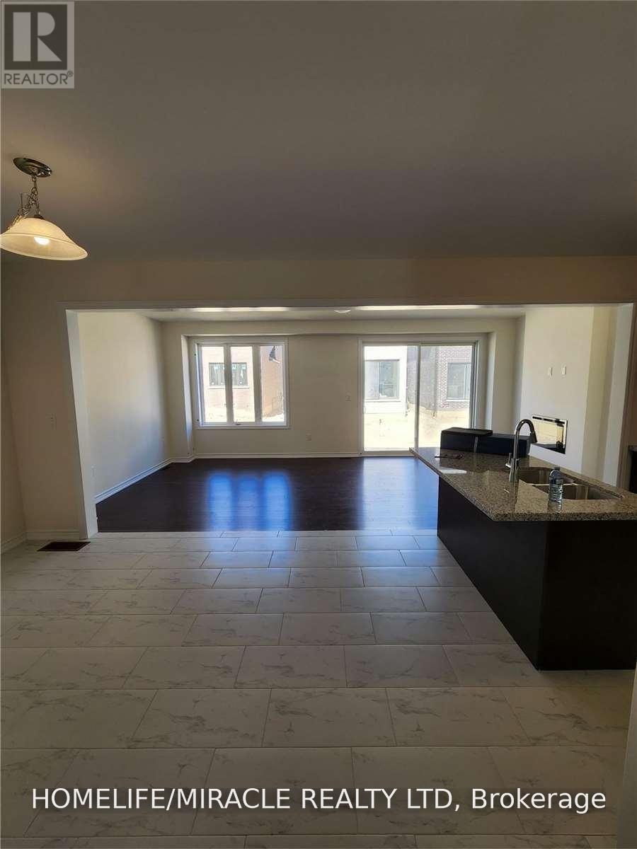 67 Calabria Drive Property Photo 5