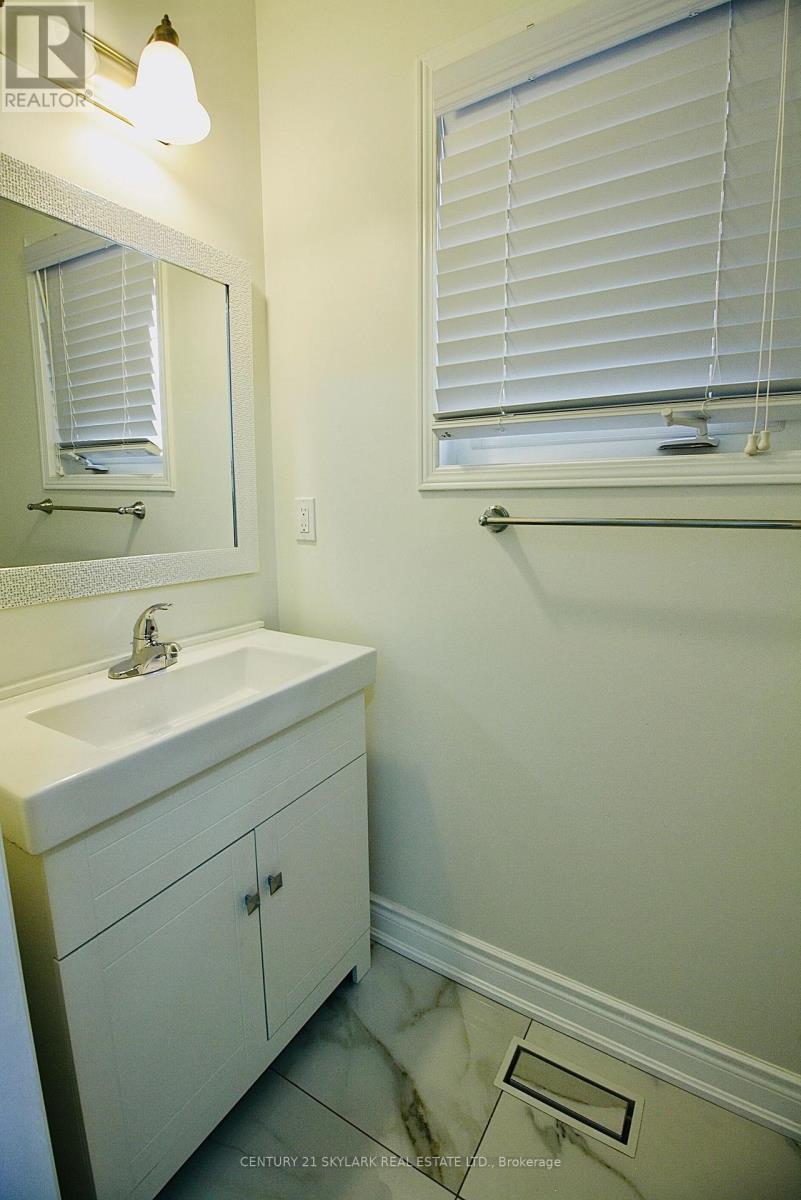 61 Lightcatcher Circle Property Photo 9