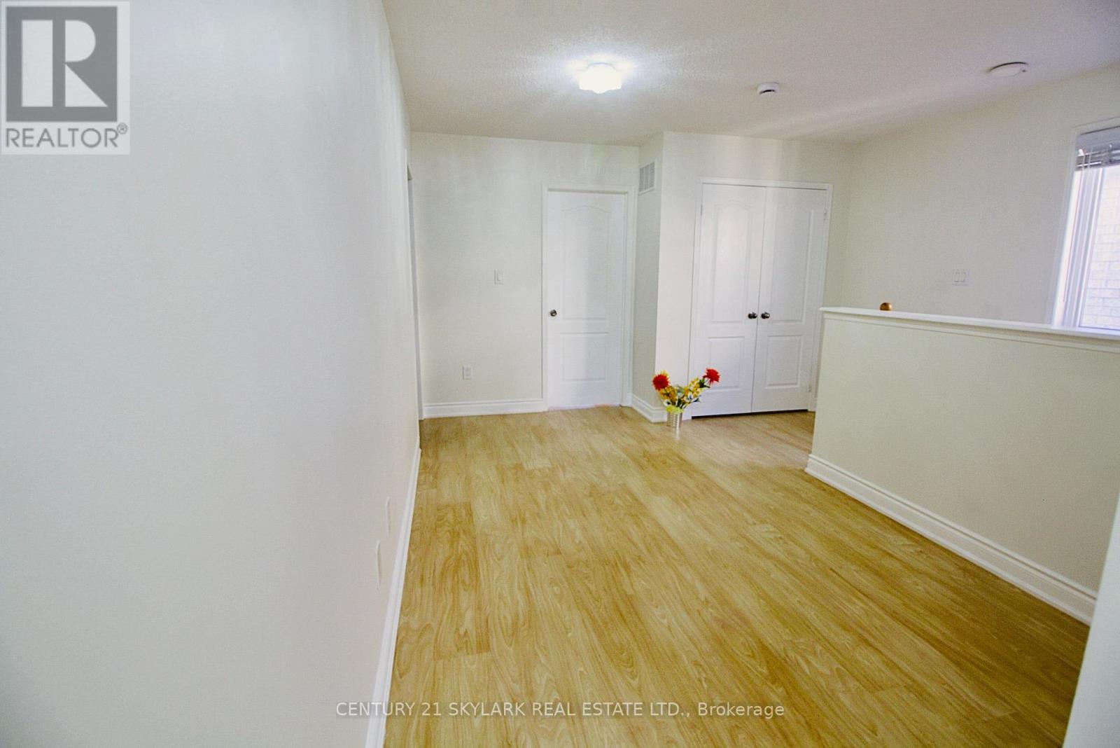 61 Lightcatcher Circle Property Photo 15