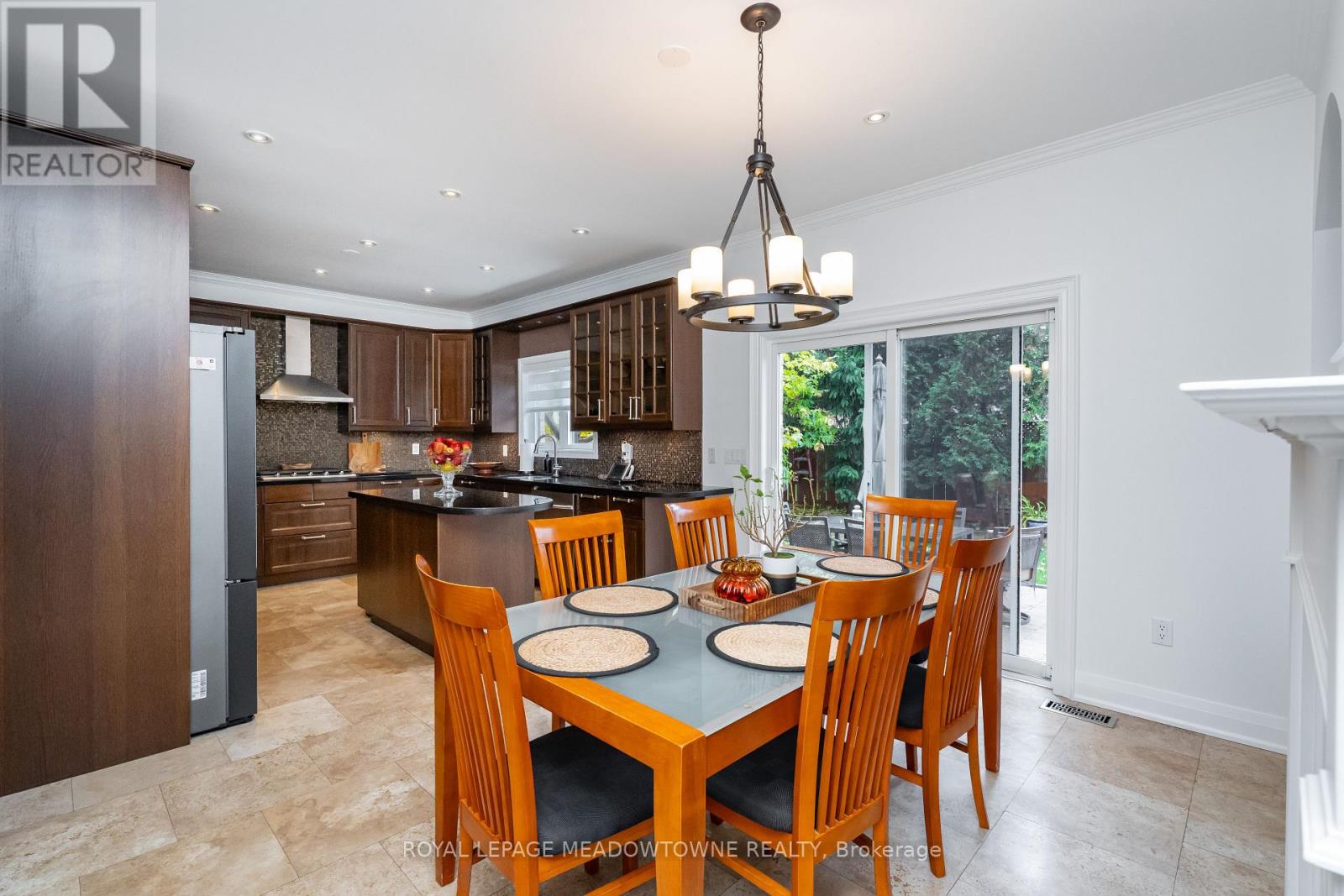 26 Emperor Drive Property Photo 9