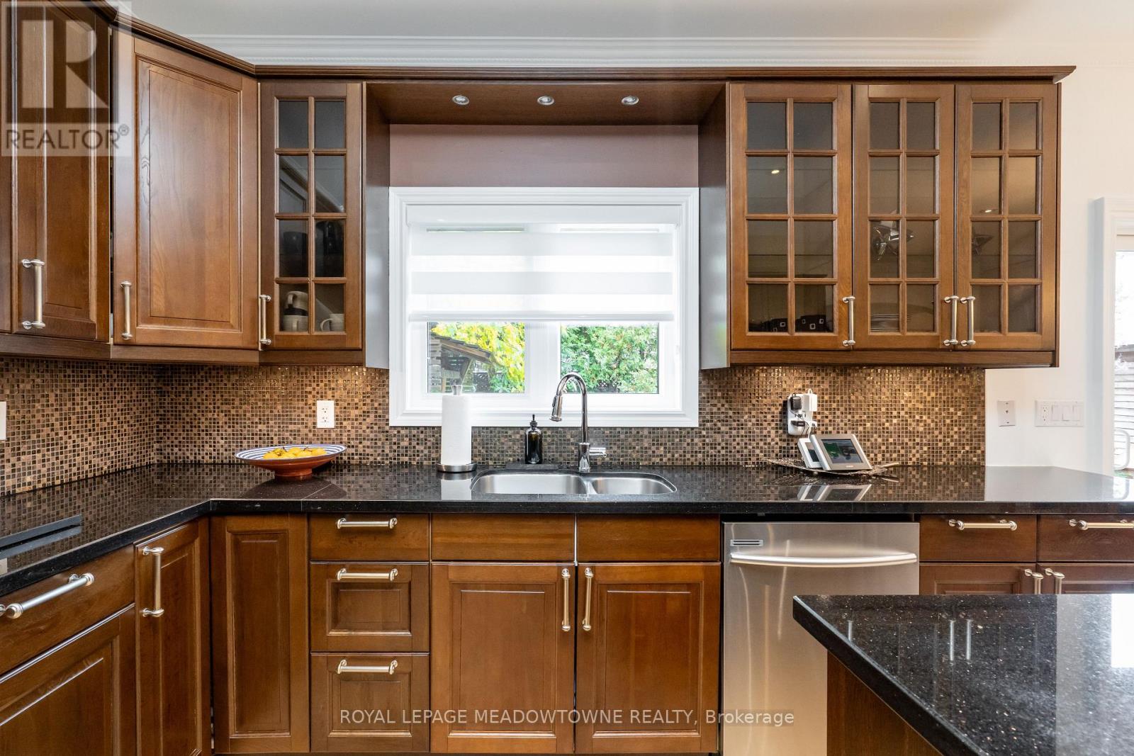 26 Emperor Drive Property Photo 12