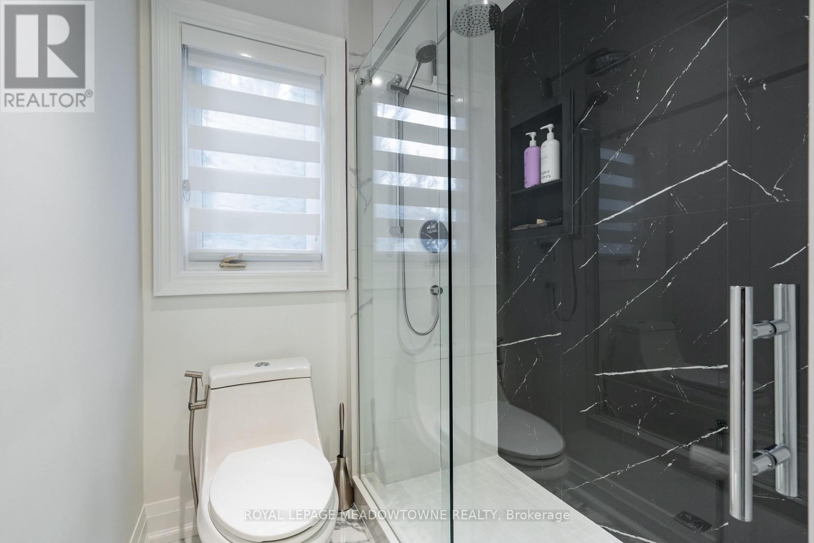 26 Emperor Drive Property Photo 18