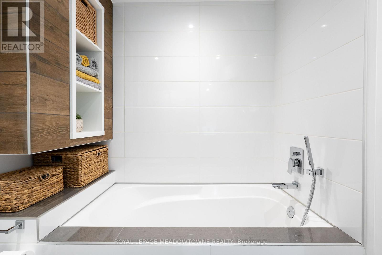 26 Emperor Drive Property Photo 32