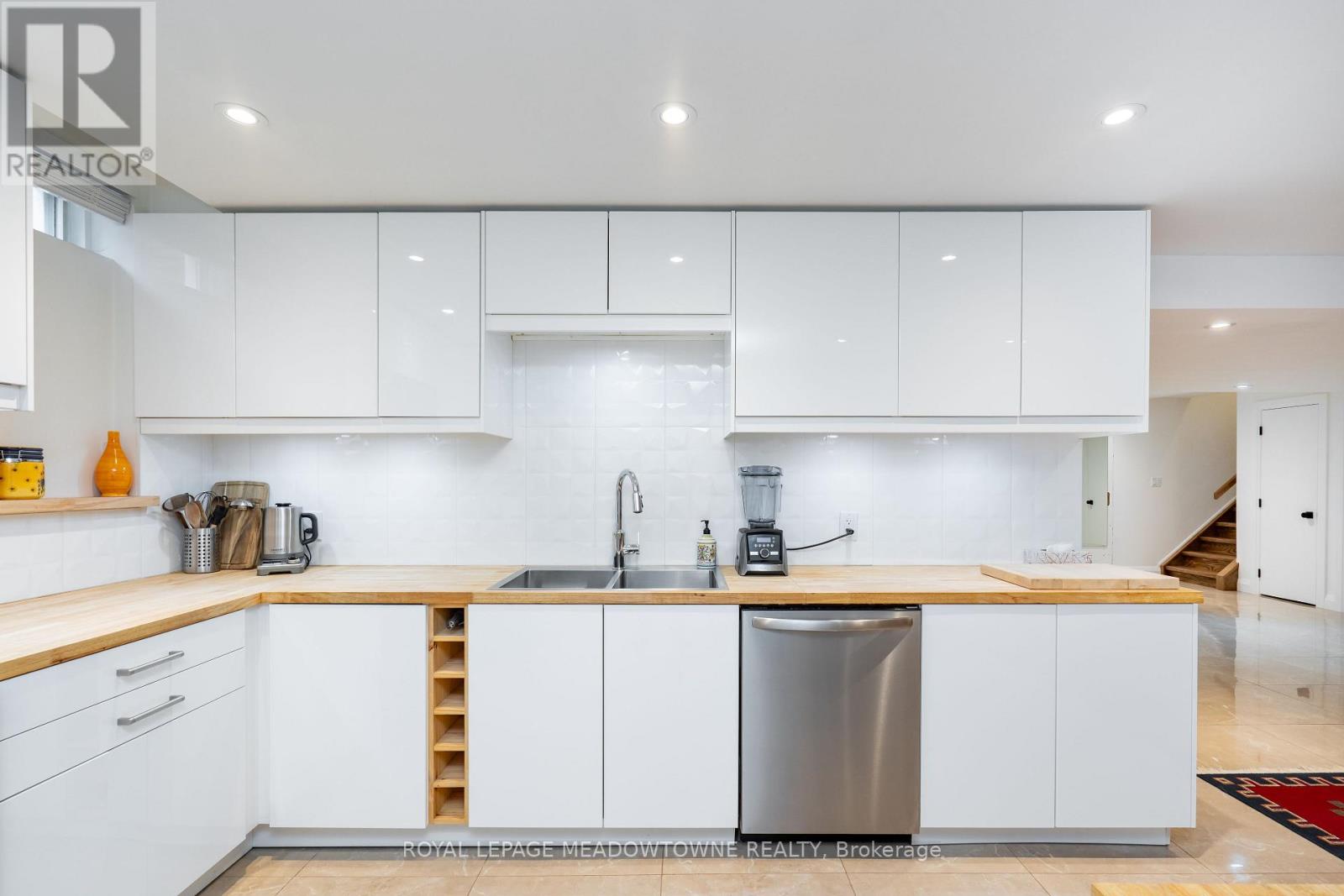 26 Emperor Drive Property Photo 42