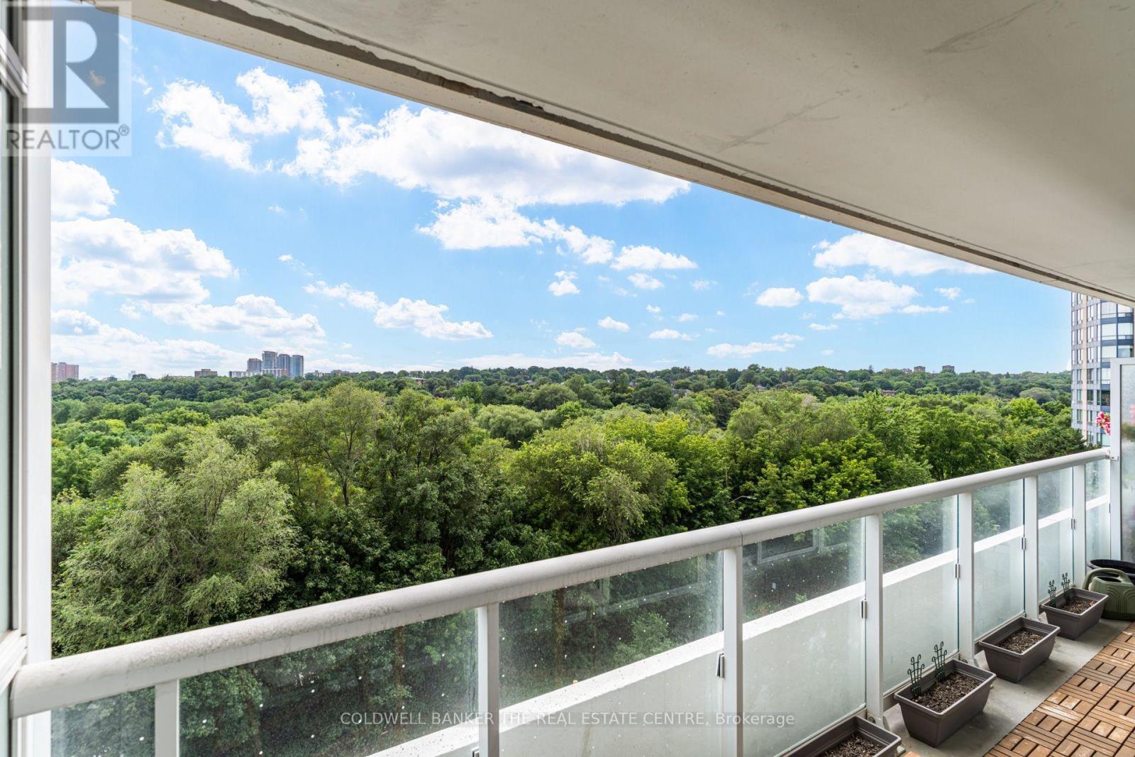 412 - 10 Wilby Crescent Property Photo 2
