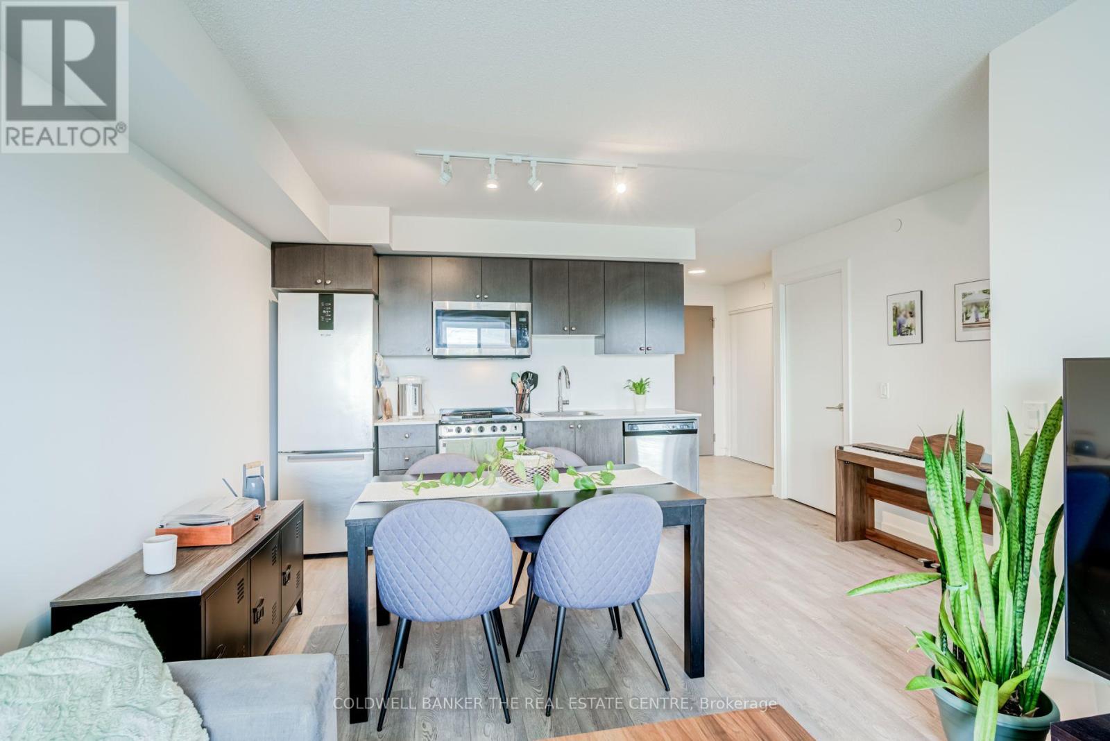 412 - 10 Wilby Crescent Property Photo 11