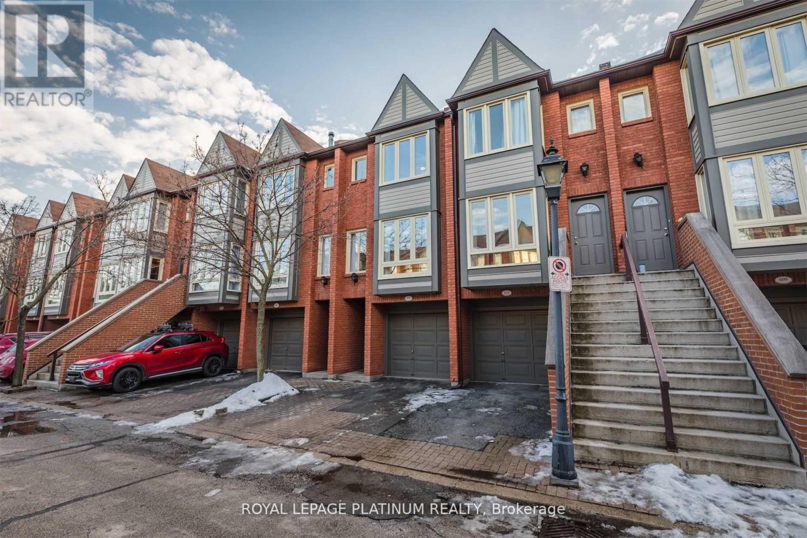 611 - 895 MAPLE AVENUE Property Photo 1