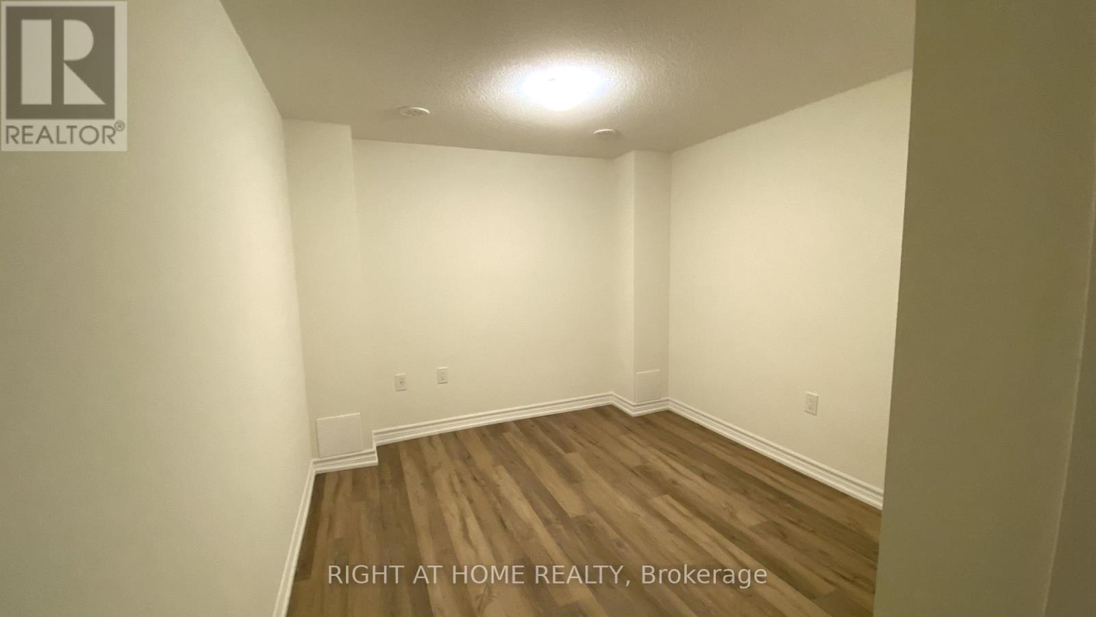 980 Alder Gate Property Photo 2