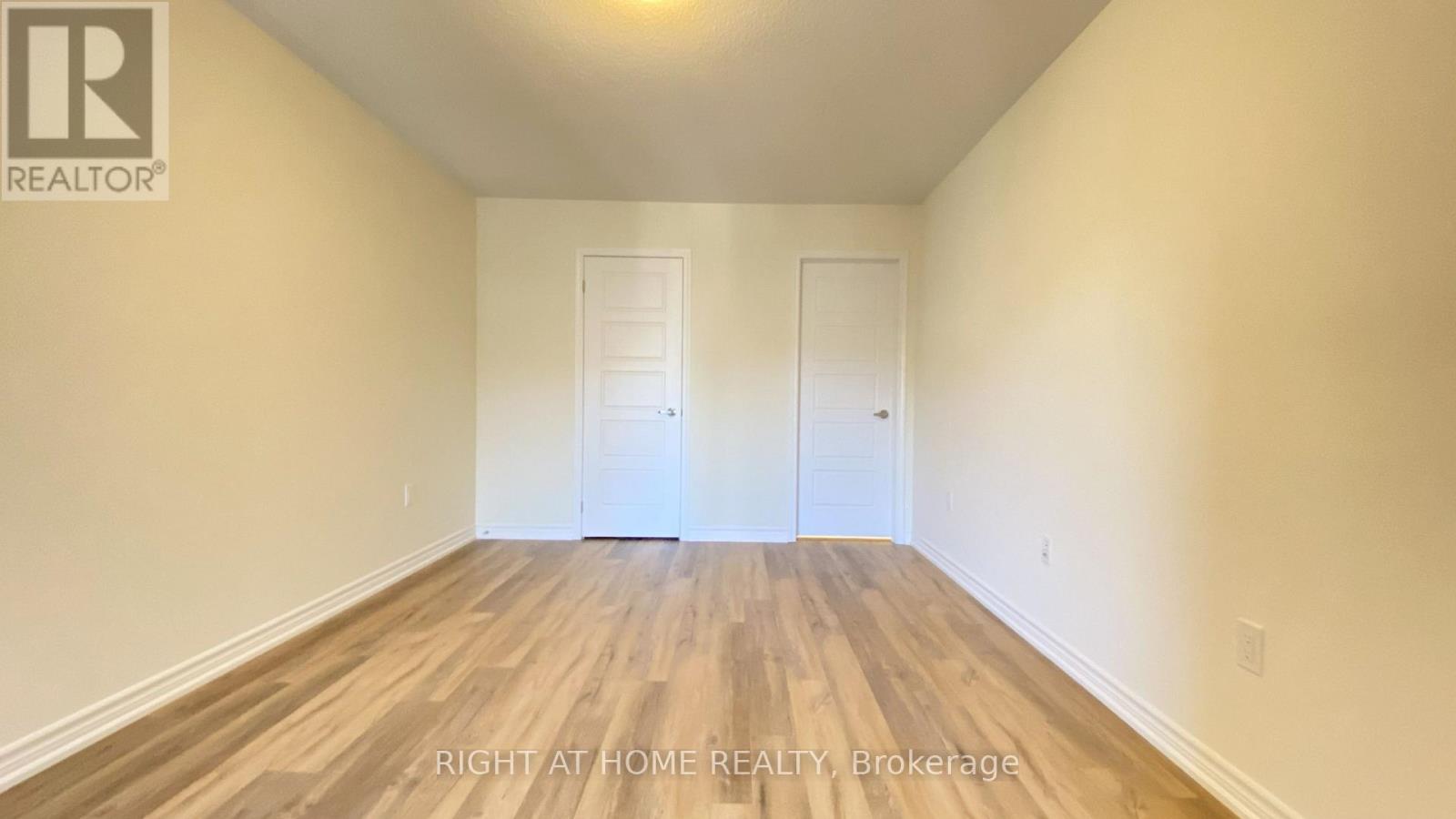 980 Alder Gate Property Photo 8