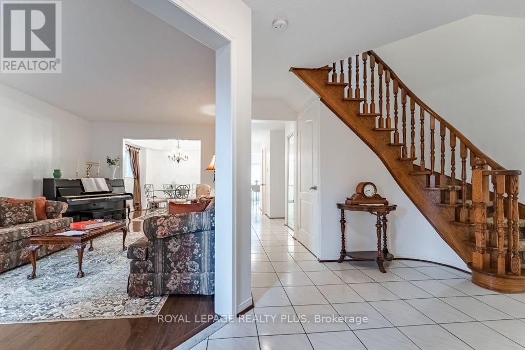 6795 Gracefield Drive Property Photo 7