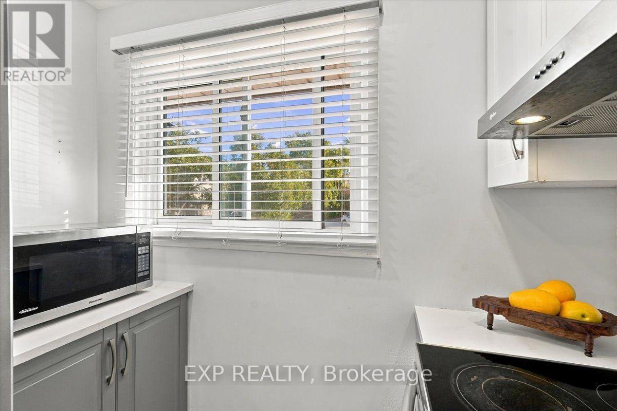 16 Havenbrook Court Property Photo 12