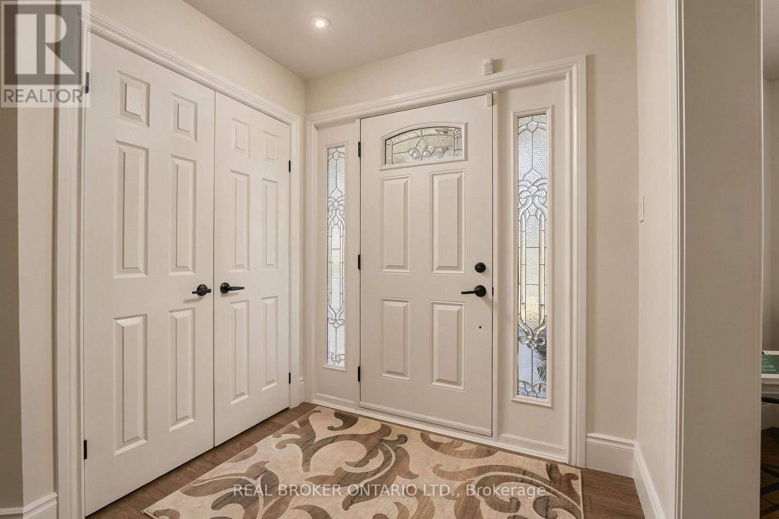 551 Kastelic Place Property Photo 5