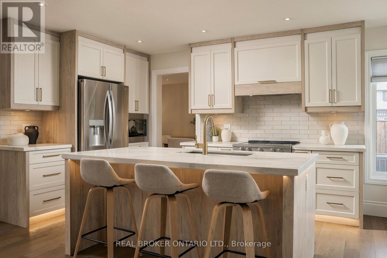551 Kastelic Place Property Photo 10