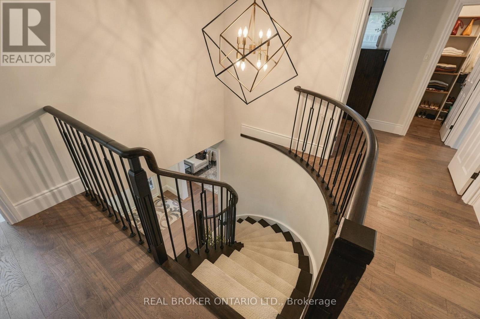 551 Kastelic Place Property Photo 19