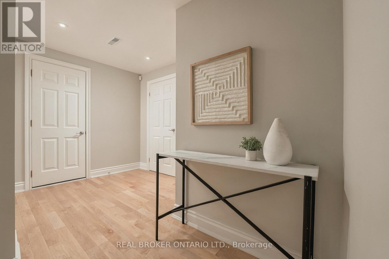 551 Kastelic Place Property Photo 29