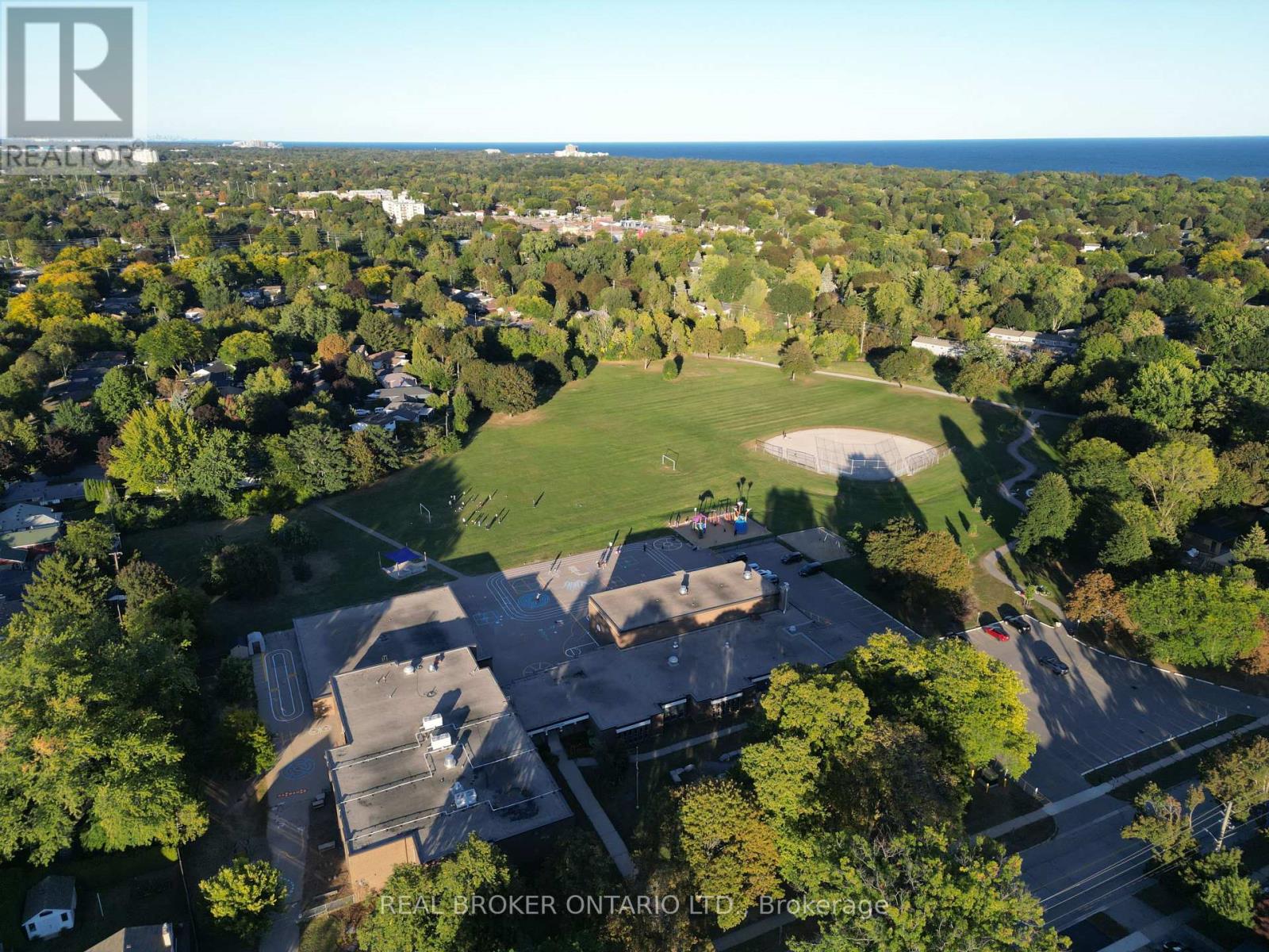551 Kastelic Place Property Photo 38