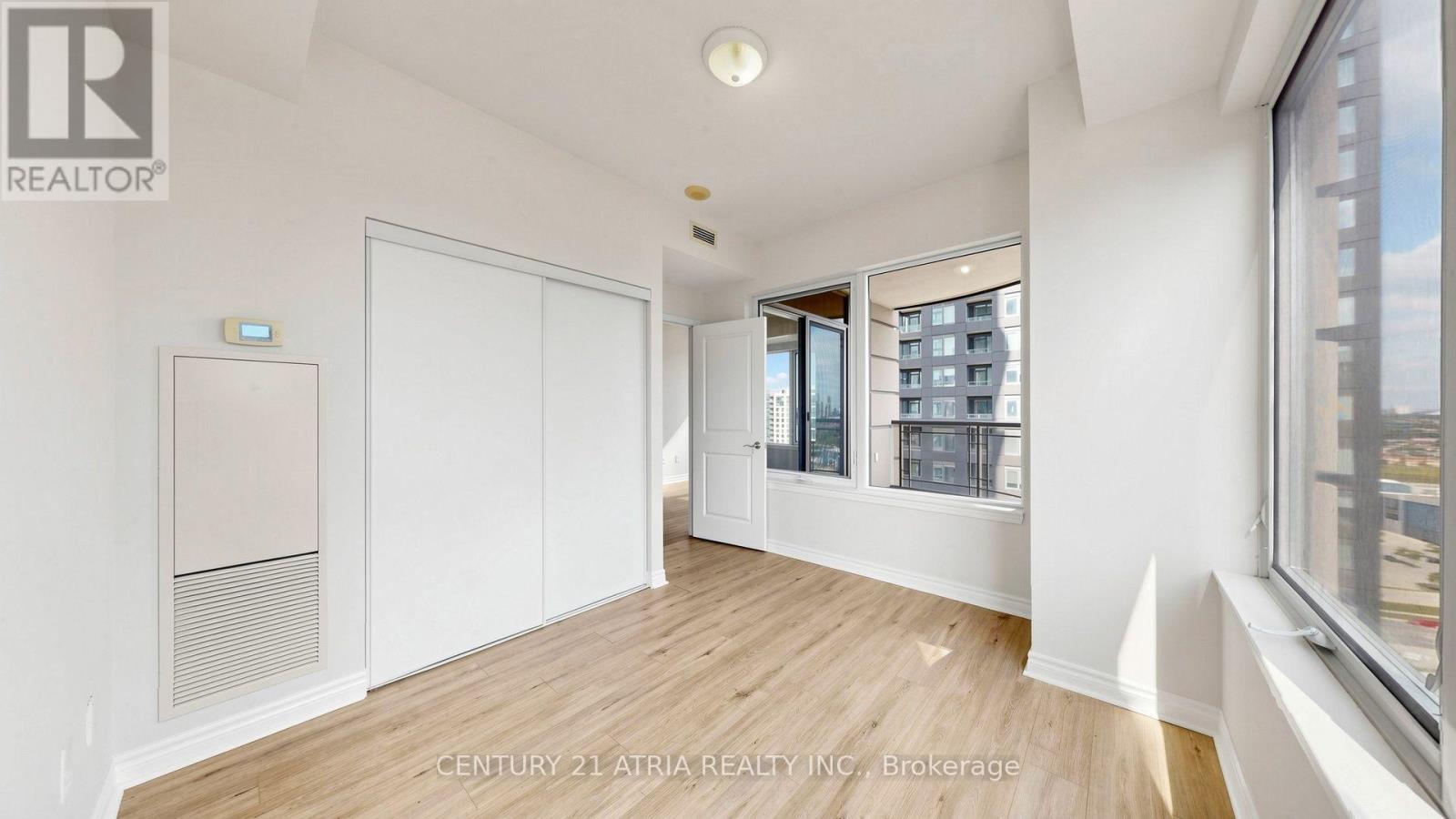 1802 - 385 Prince Of Wales Drive Property Photo 23