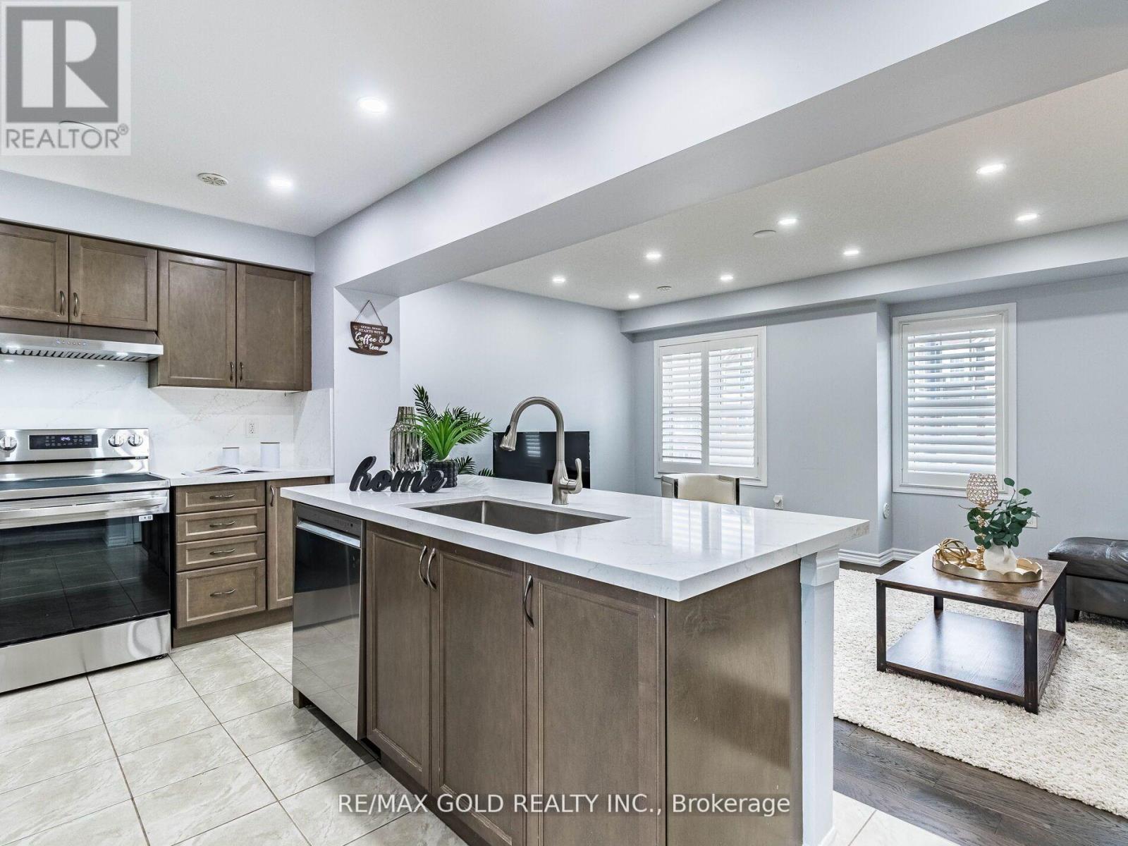 98 Bannister Crescent Property Photo 19