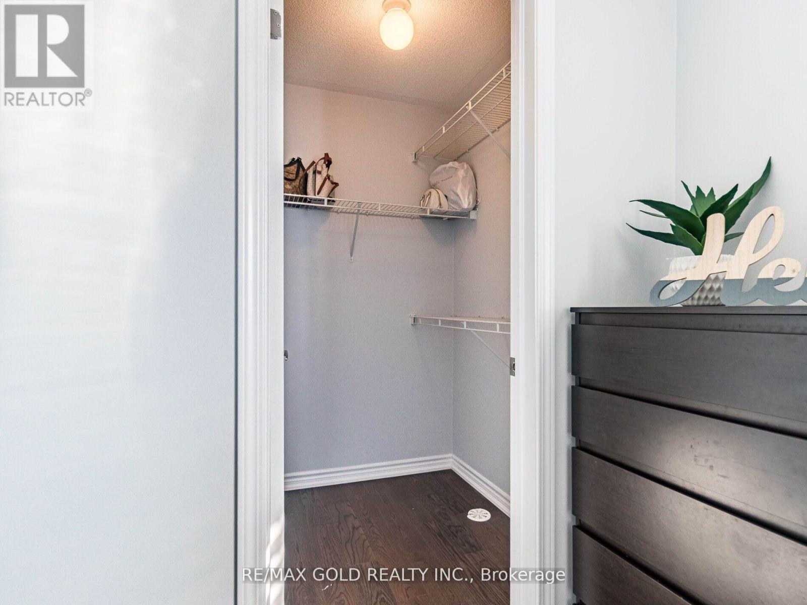 98 Bannister Crescent Property Photo 33