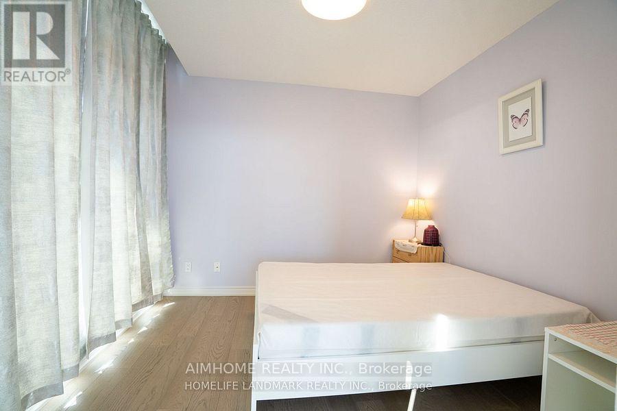 3202 - 2240 Lakeshore Boulevard Property Photo 14