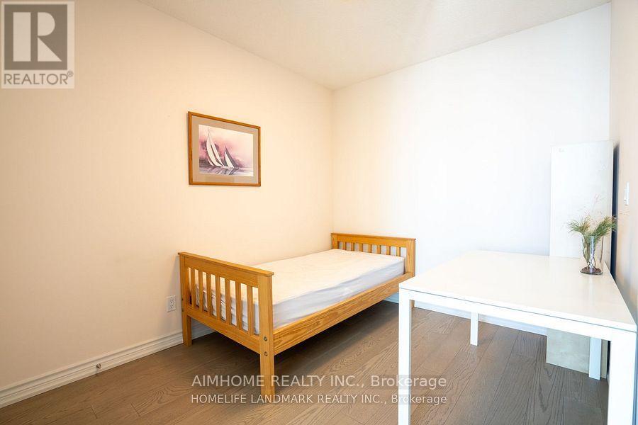 3202 - 2240 Lakeshore Boulevard Property Photo 18