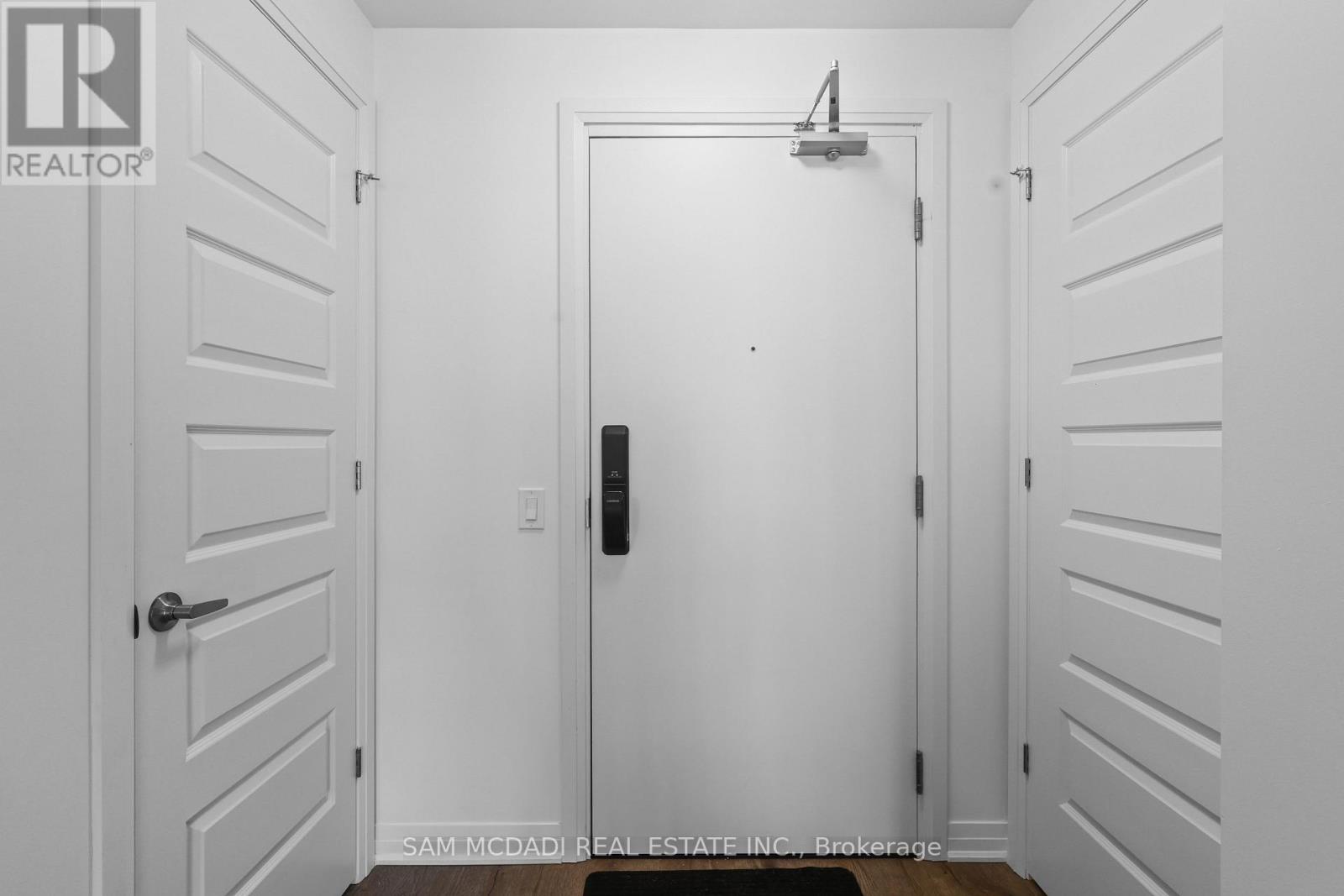 314 - 460 Gordon Krantz Avenue Property Photo 5