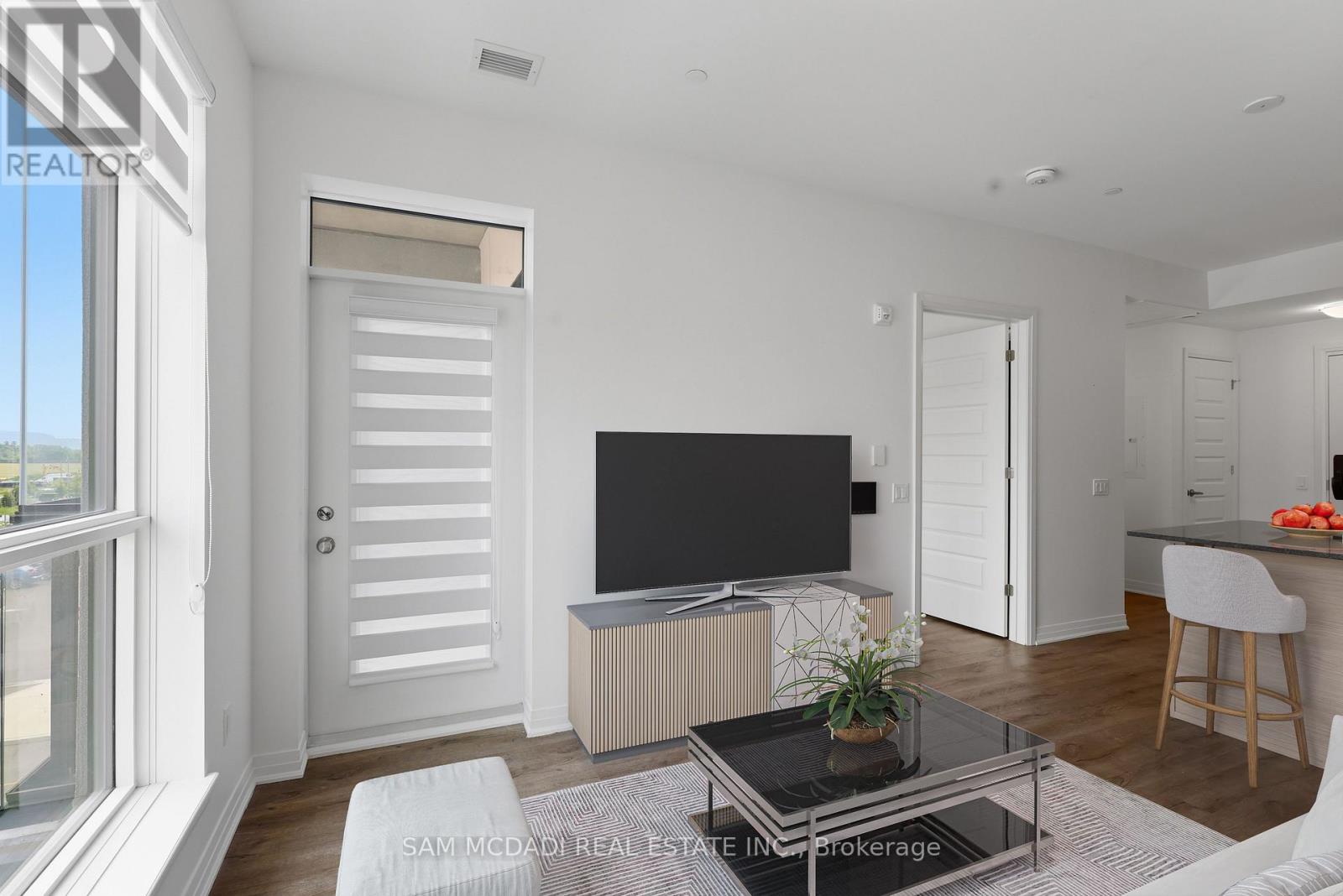 314 - 460 Gordon Krantz Avenue Property Photo 10