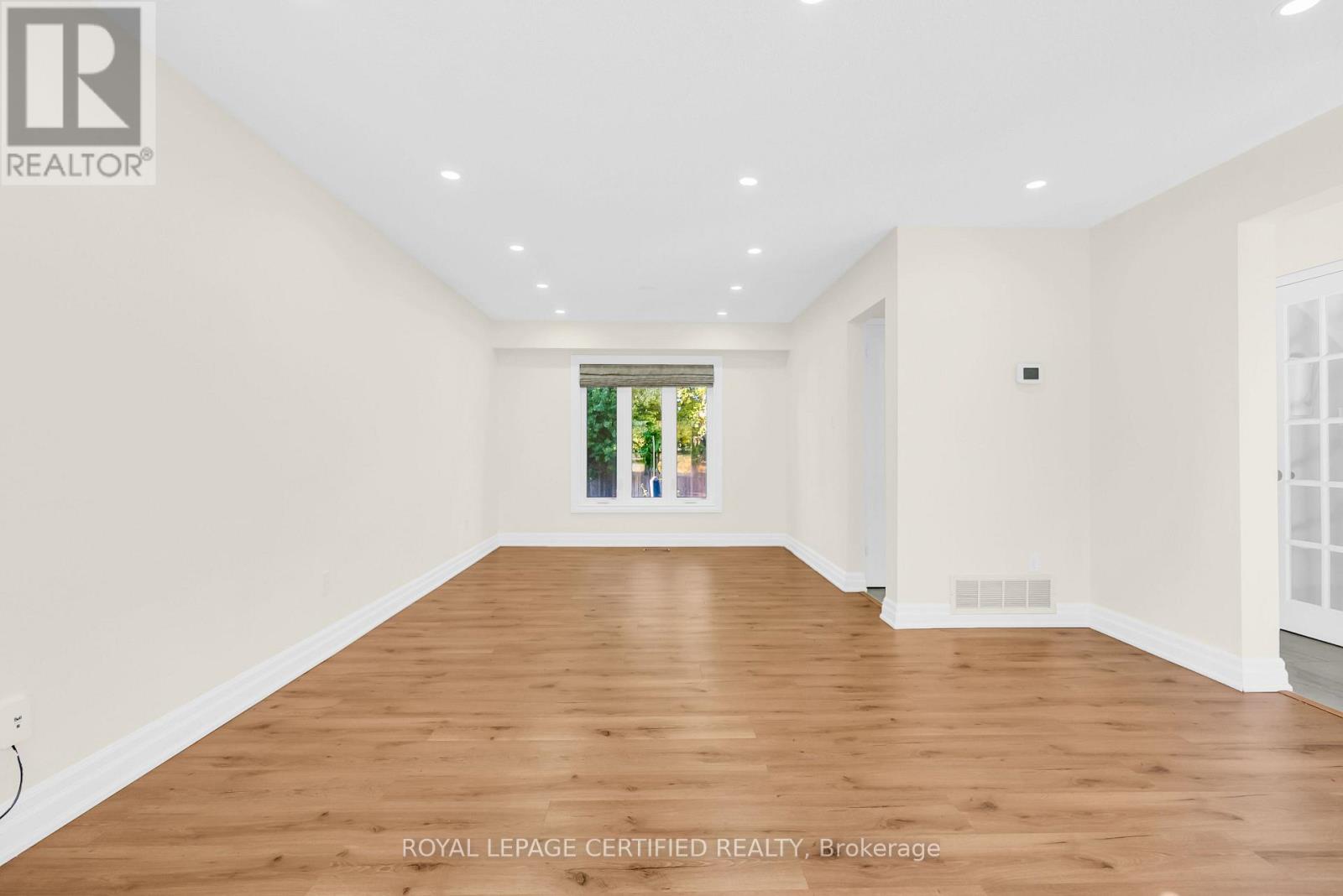 22 Madelaine Crescent Property Photo 7